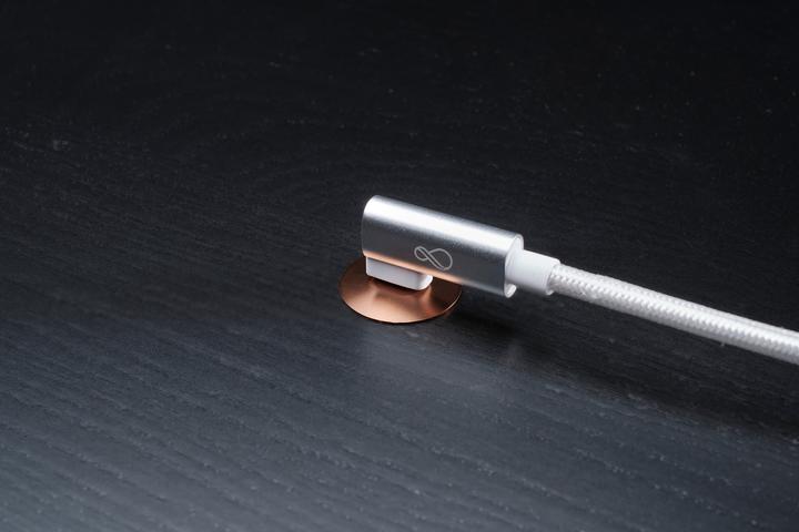 Actual product image Ochno Socket - USB-C outlet w. locking screw 1m cable in Copper (1 m, USB 3.2 Gen 2)