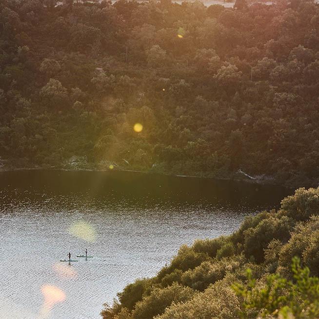 Actual product image RED Paddle 12.6 Voyager 2022 - Opblaasbare supboard - 15PSI - Allround - Gevorderd - Suppen (96 cm)