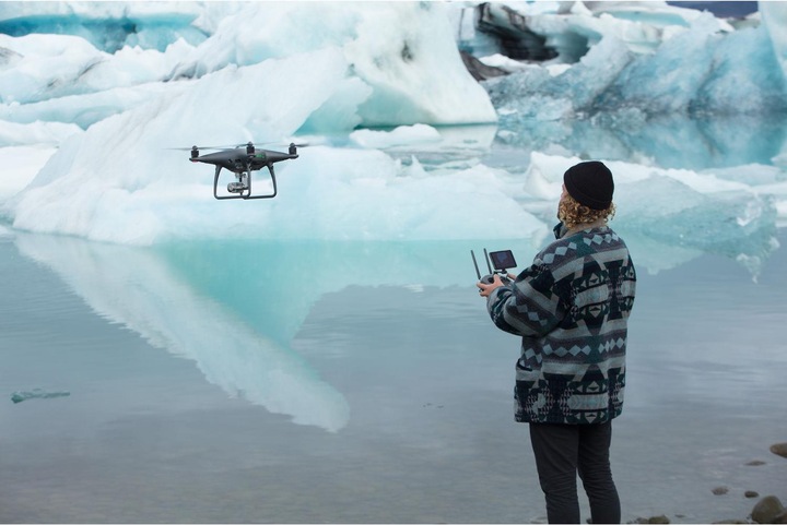 Produktbild DJI Phantom 4 Pro Obsidian (30 min, 1388 g, 20 Mpx)