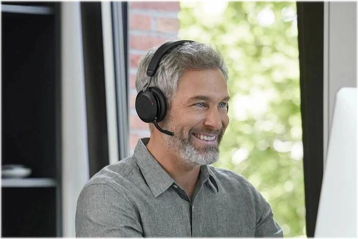Produktbild Jabra Evolve2 75 UC Stereo + Ladestation (Kabellos, USB-C)