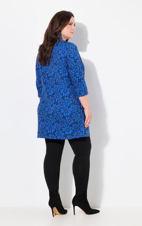 Immagine prodotto Ulla Popken Maglia dal taglio lungo e svasato con fiori, scollo a V e maniche a 3/4 (58)
