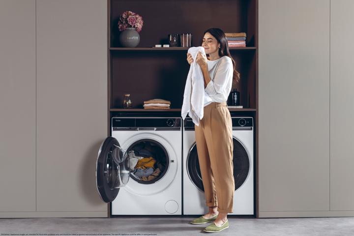 Produktbild Haier HW90-BD14CIGU188 (9 kg, Links)