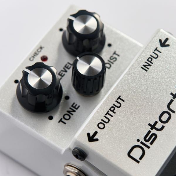 Produktbild BOSS Effektgerät DS-1 -WH Distortion Pedal Limited Edition (E-Gitarre, Bass)