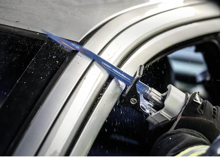 Actual product image Bosch Professional Zubehör Expert Vehicle Rescue S 1157 CHM reciprocating saw blade, 3 pieces