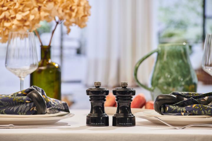 Actual product image Cole & Mason Hoxton (Salt)