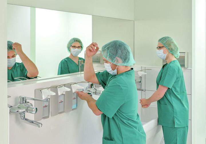 Image du produit Ophardt Distributeur manuel de désinfectant à long bras 500ml