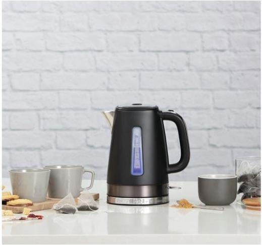 Actual product image Russell Hobbs Remington Matte Black 26140-70 (1.70 l)