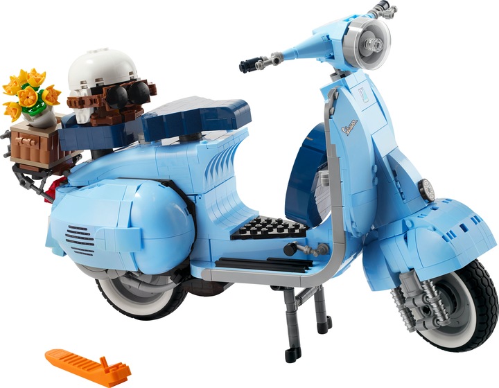 Actual product image LEGO Vespa 125 (10298, LEGO Icons, LEGO Rare Sets)