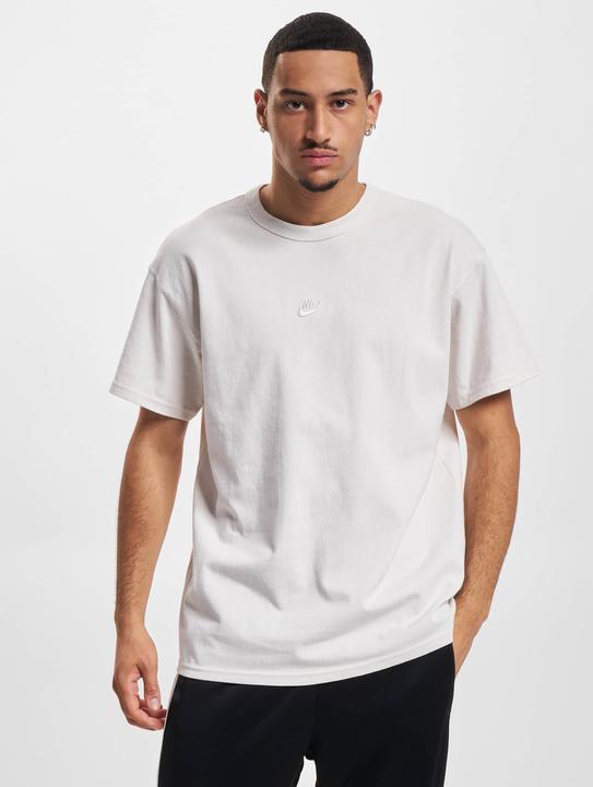 Actual product image Nike NSW Premium Essential T-Shirt - 84061 (S)