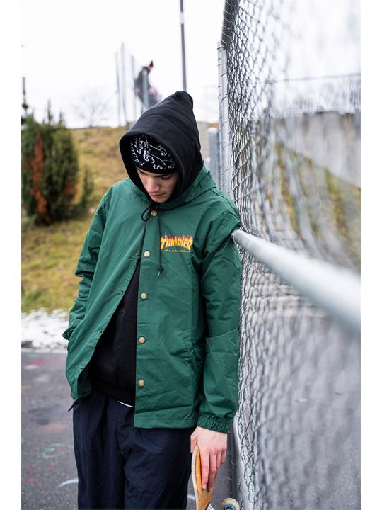 Produktbild Thrasher Flame Logo Coach Jacket (M)