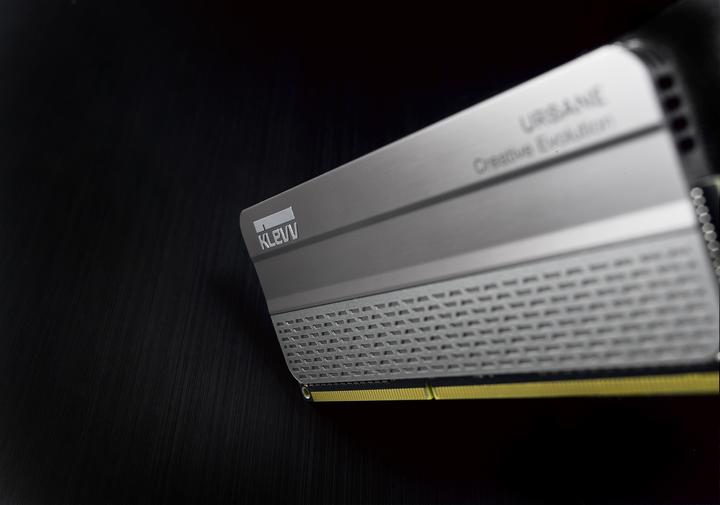 Productafbeelding Klevv 8GB (4GBx2) Urbane DDR3 PC21300 2666MHz Kit (2 x 4GB, 2666 MHz, DDR3 RAM, SO-DIMM)