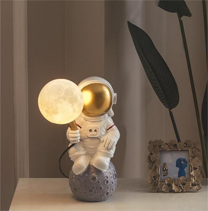 Actual product image OEM Lights for outdoor use Moon table lamp ASTRONAUT sitting Art Deco (model 4) AMTL (1000 lm)