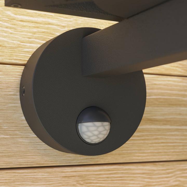 Actual product image Lucande Ferda (E27, IP44)
