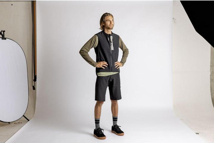 Produktbild iXS Flow Vest (M)