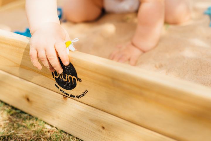 Produktbild Plum Spielsandkasten mit Staufach und Schutzhülle