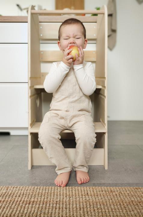 Actual product image small foot Penguin Learning Tower "Wildlife" (64 x 53 x 92 cm)