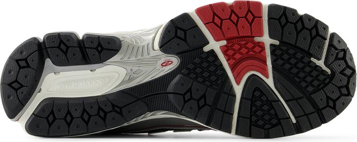 Image du produit New Balance M1906REA (43)