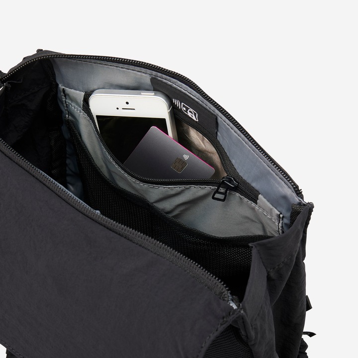 Image du produit Decathlon Petit sac à dos avec compartiment pour ordinateur portable (10 l)