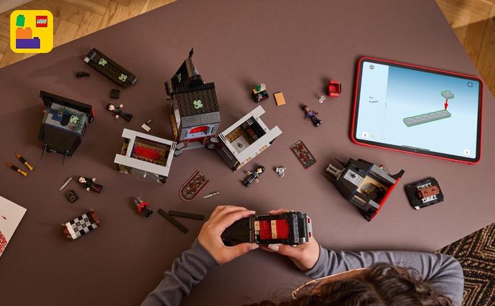 Produktbild LEGO Morticias Landhaus (76786, LEGO Wednesday)