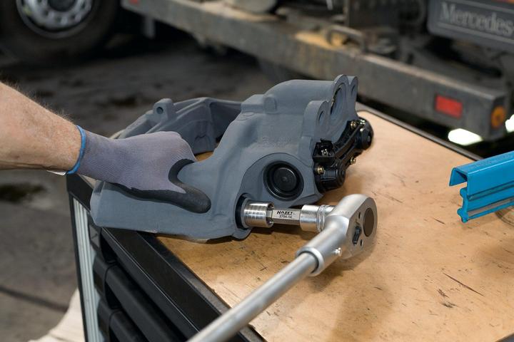 Immagine prodotto HAZET Inserto chiave a bussola giravite per pinze freni 2784-14 ∙ Attacco quadro, cavo, 20 mm (3/4 … (14 mm)