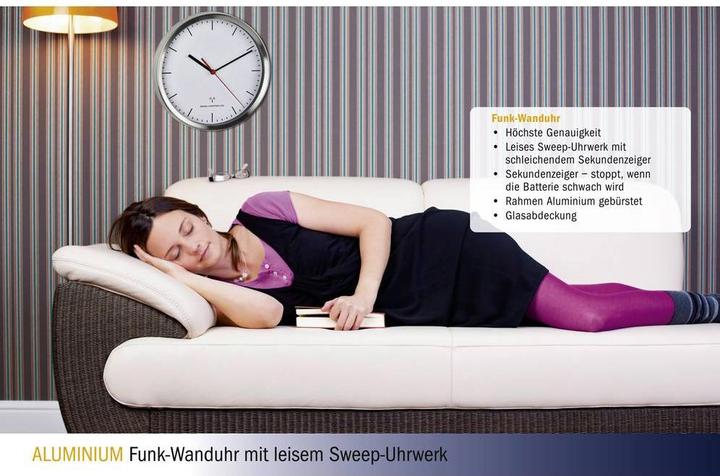Produktbild TFA Funk-Wanduhr (22 cm)