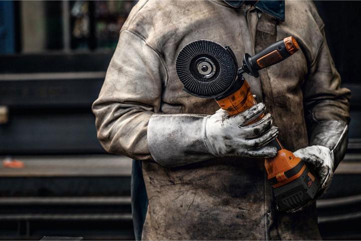 Immagine prodotto Fein Smerigliatrice angolare a batteria PROTAGO Ø 125 mm CCG 18-125-12 PD-SEC AS (125 mm)