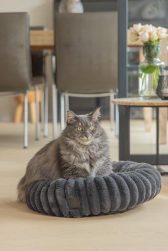 Actual product image Designed by Lotte Katzenbett rund (Cat)