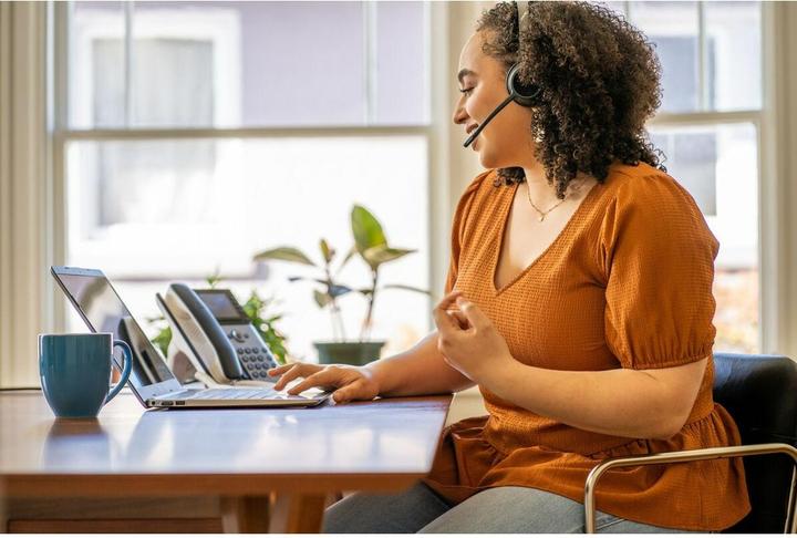 Produktbild Poly 4320 Teams (USB-A/C), No Stand (Kabellos, USB-A, Microsoft Teams, Zoom)