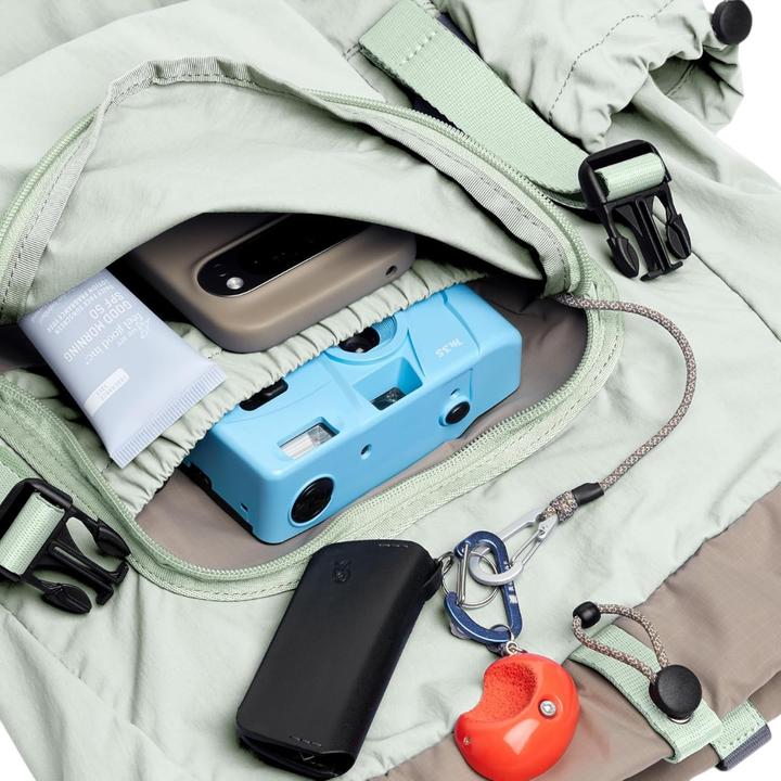 Actual product image Bellroy Cinch - Rucksack, Seafoam (20 l)