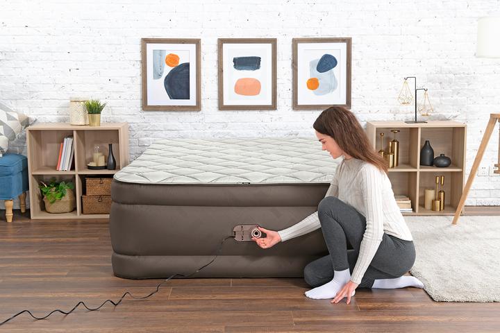 Actual product image Bestway Fortech Duvet Top Airbed Queen Built-in (152 x 203 cm)