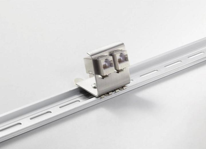 Produktbild Renkforce 2 Port RJ45 Keystone Modul für Hutschiene (Keystone Modulhalter)
