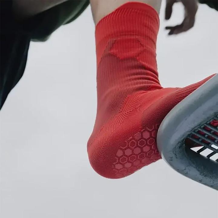 Actual product image NovoSoxx Fussballsocken Gr. 42-47 Grip Socken Fussball Strümpfe GripSoxx Rot (42 - 47)