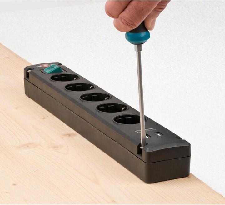 Produktbild Brennenstuhl Bremounta (7 x, USB-A, CEE 7/3, 3 m)