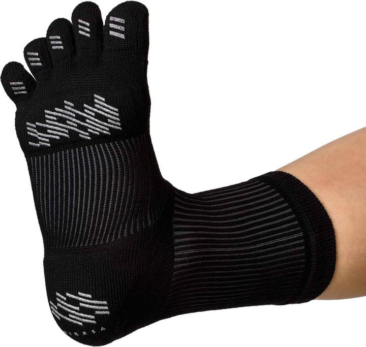 Actual product image Mikasa Ninja Trek toe socks, 394091 (43 - 46)