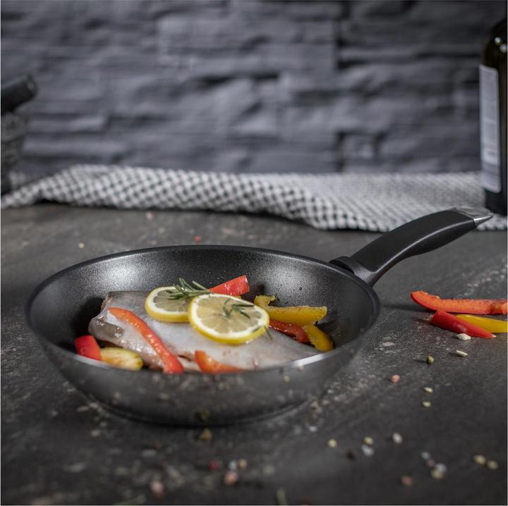 Actual product image Kuhn Rikon Frying pan coated SILVER STAR (20 cm, Frying pan, Stainless steel)