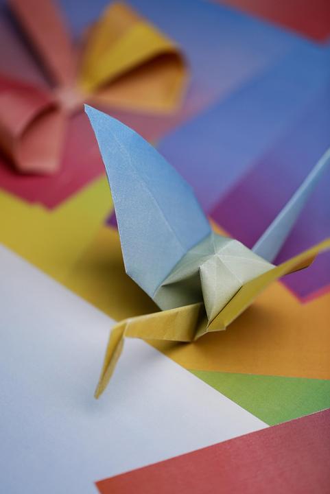 Produktbild Clairefontaine Origami, Packung mit 100 Blatt 70g/m2 im Format 20x20cm - Mehrfarbig (100 x)