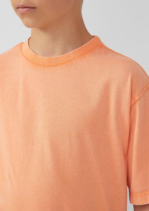 Actual product image S.Oliver T-Shirt T-Shirt mit Used-Effekt und Rückenprint (158, 164)