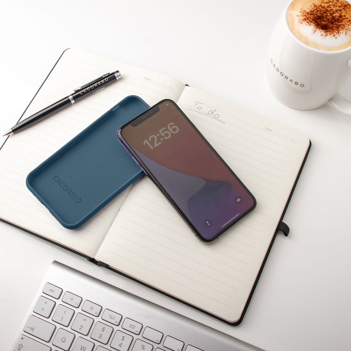 Actual product image Cadorabo TPU Liquid Silicone Case Cover (Apple iPhone 11 Pro)