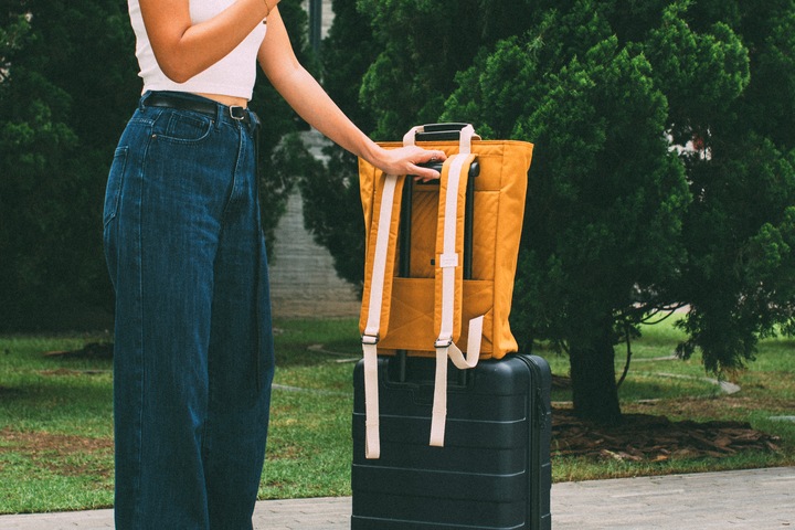Actual product image Native Union W.F.A Backpack, mustard yellow (15 l)