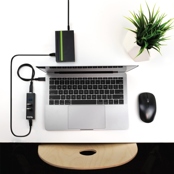 Immagine prodotto Plugable Hub alimentato da bus USB 3.0 a 3 porte (USB-C)