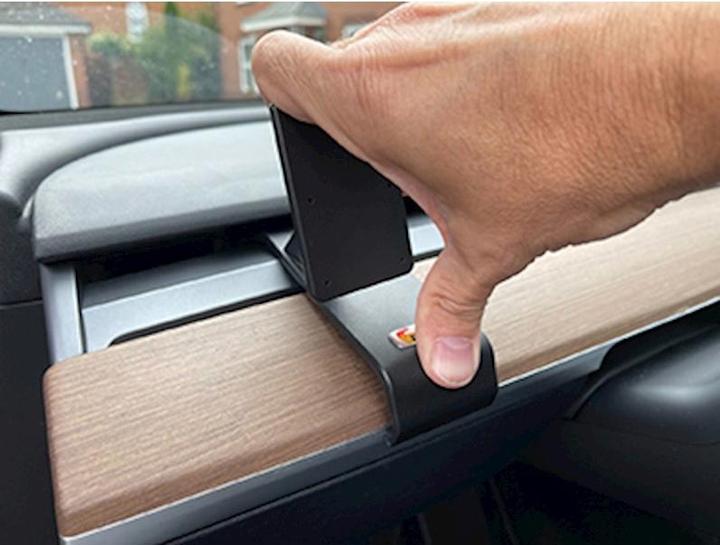 Immagine prodotto Brodit 805766 Supporto per auto Tesla 3 18-
