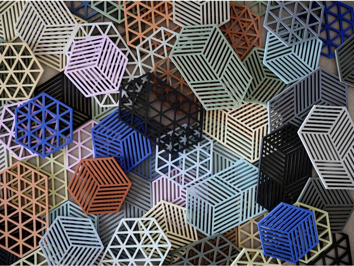 Actual product image Zone Denmark trivet triangles (1 x, Pan coaster)