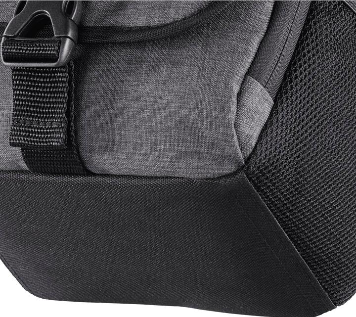 Actual product image Hama Valletta 100 (Camera shoulder bag)