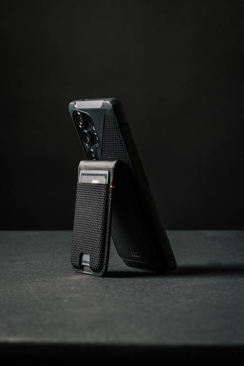 Image du produit UAG Metropolis Magnetic Wallet Stand