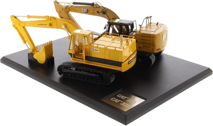Actual product image Cat Excavator Evolution Series - Diecast Masters - Schaal 1:50