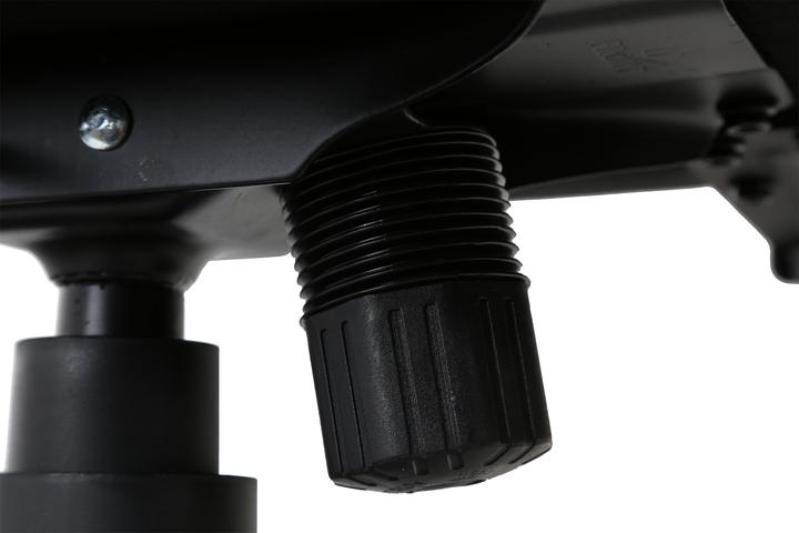 Produktbild Omega Gaming chair Varr Silverstone Gaming Chair, Black-red-white