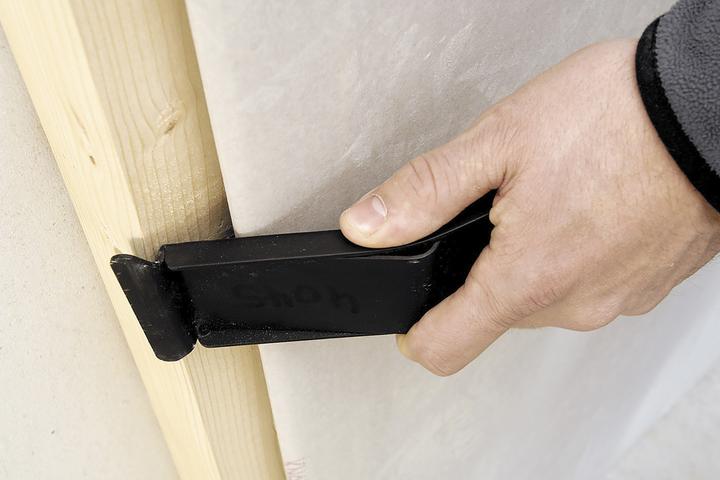 Actual product image wolfcraft 1 plate lifter with pulling hook (7.50 cm)