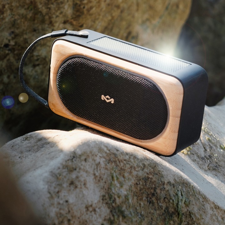 Actual product image House of Marley Roots Solar Bluetooth Speaker (14 h, Solar panel)