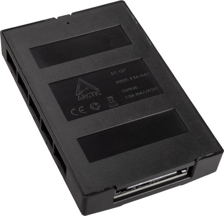 Actual product image Arctic Case Fan Hub