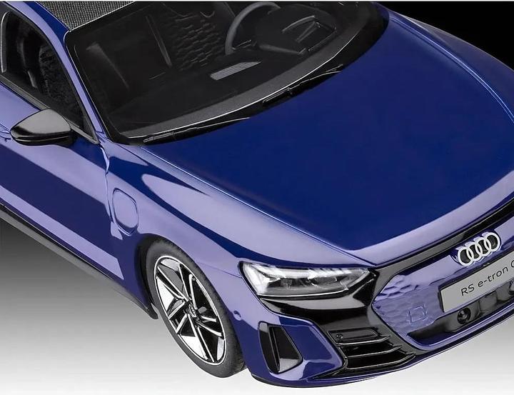 Actual product image Revell MS Audi e-tron GT easy-click system